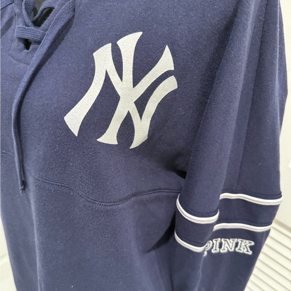 Yankees Navy Blue Sequin sweatshirt by Victoria Secret- Pink - Picture 4 of 5